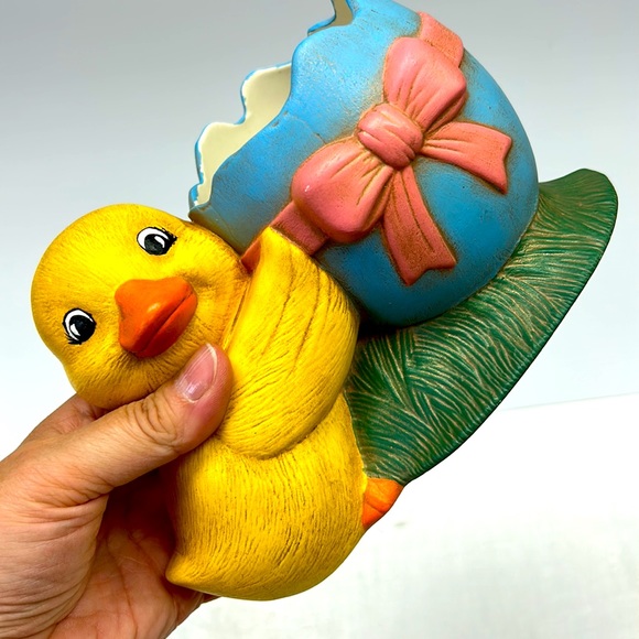 - Vintage handmade ceramic Easter baby duck  and egg planter - Picture 4 of 8